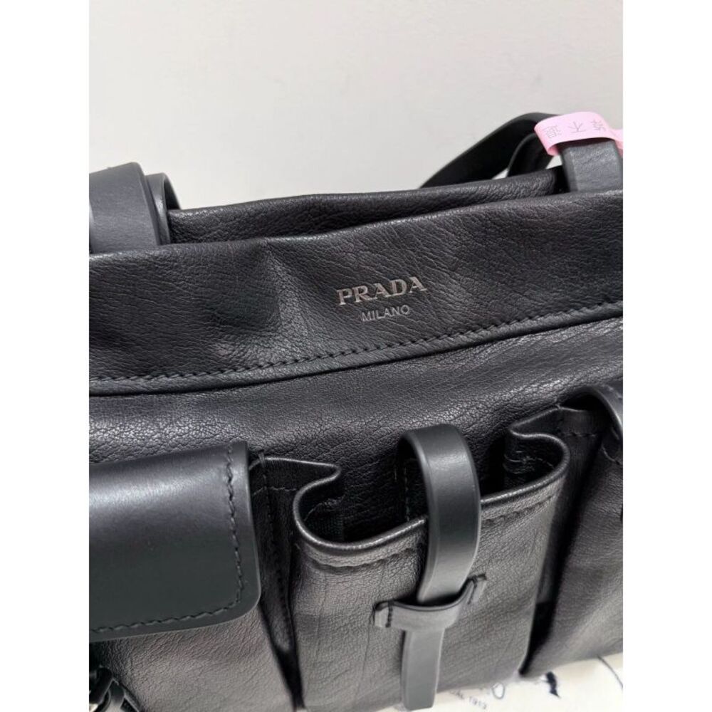 Prada Women Pre-Loved Bag Very Good Condition - Picture 6 of 7